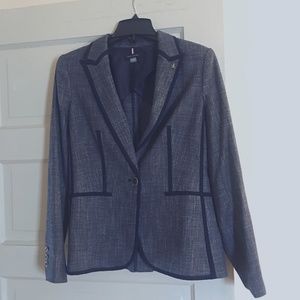 Host Pick: TOMMY HILFIGER Single Button Navy Blazer – Size 8